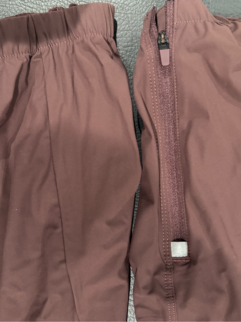 All in Motion Size Large Mens - Picture 3 of 3